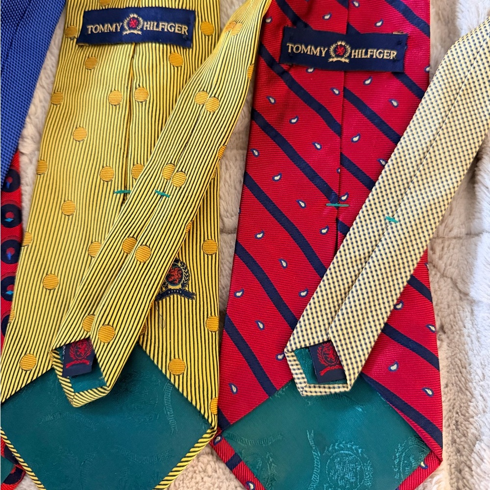 Lot of 6 beautiful two toned Tommy Hilfiger 58” 100% silk tie EUC - Picture 9 of 15
